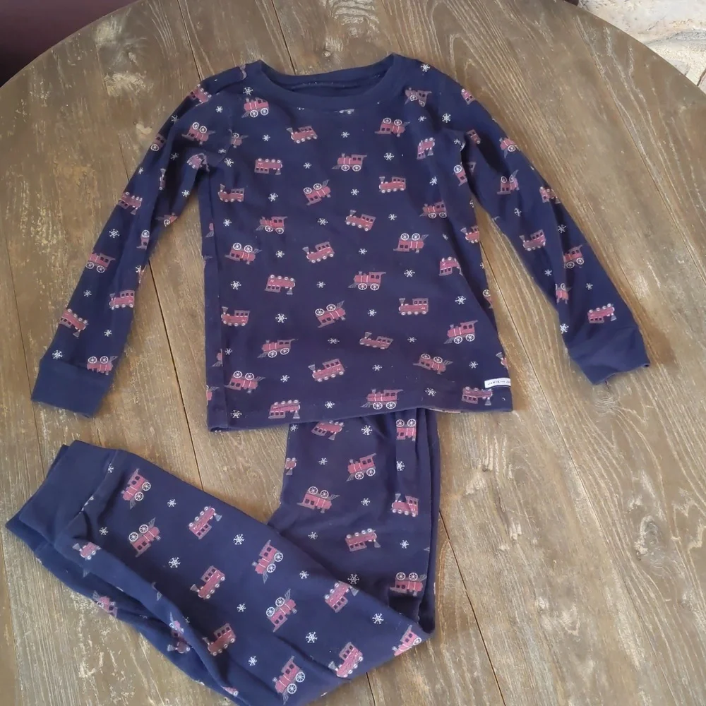 Size 6 Janie and Jack cotton train pajamas set